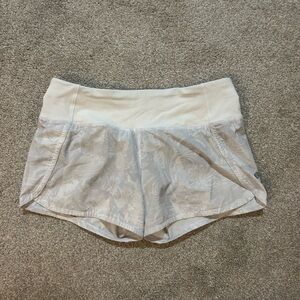 Lululemon Athletica Cream and Gray Athletic Shorts Size 4
